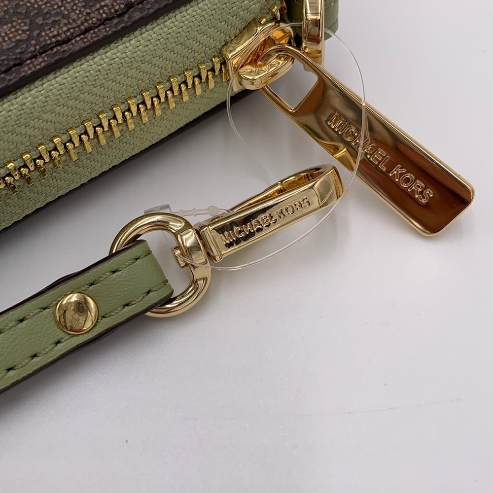 MICHAEL KORS  Large Travel Continental Leather
Color: Light Sage/ Brown multi - Picture 15 of 16